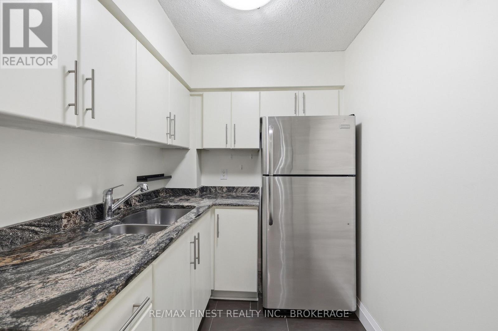 #101 745 DAVIS DRIVE - 23