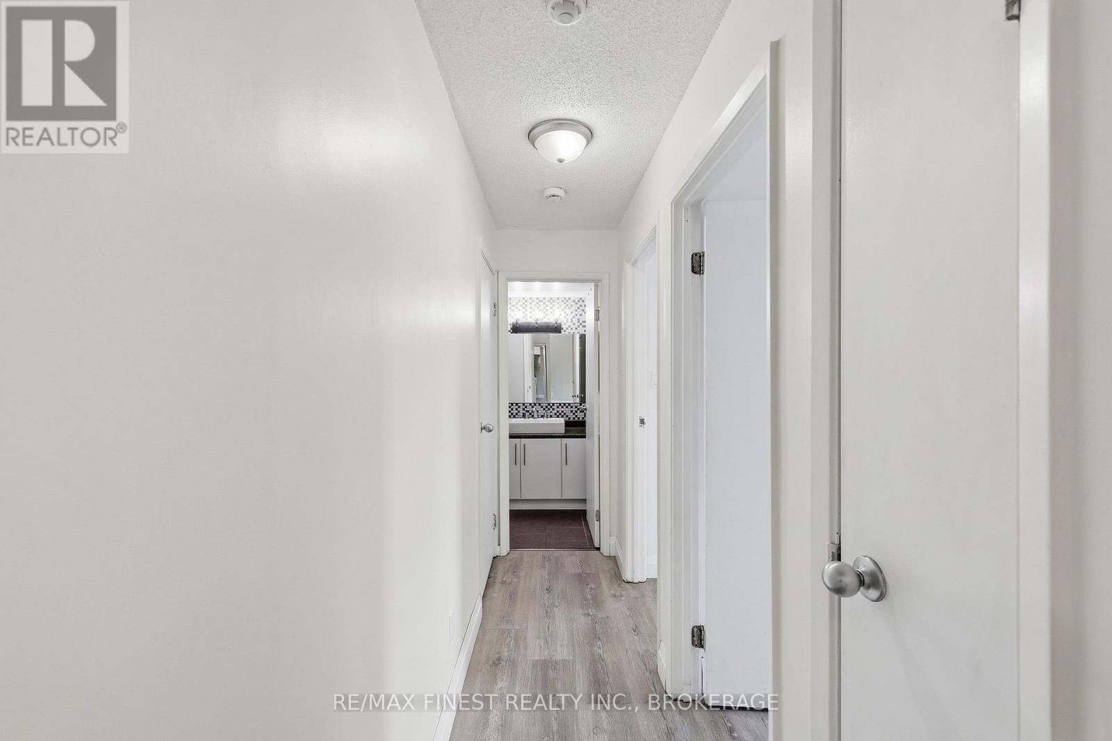 #101 745 DAVIS DRIVE - 25