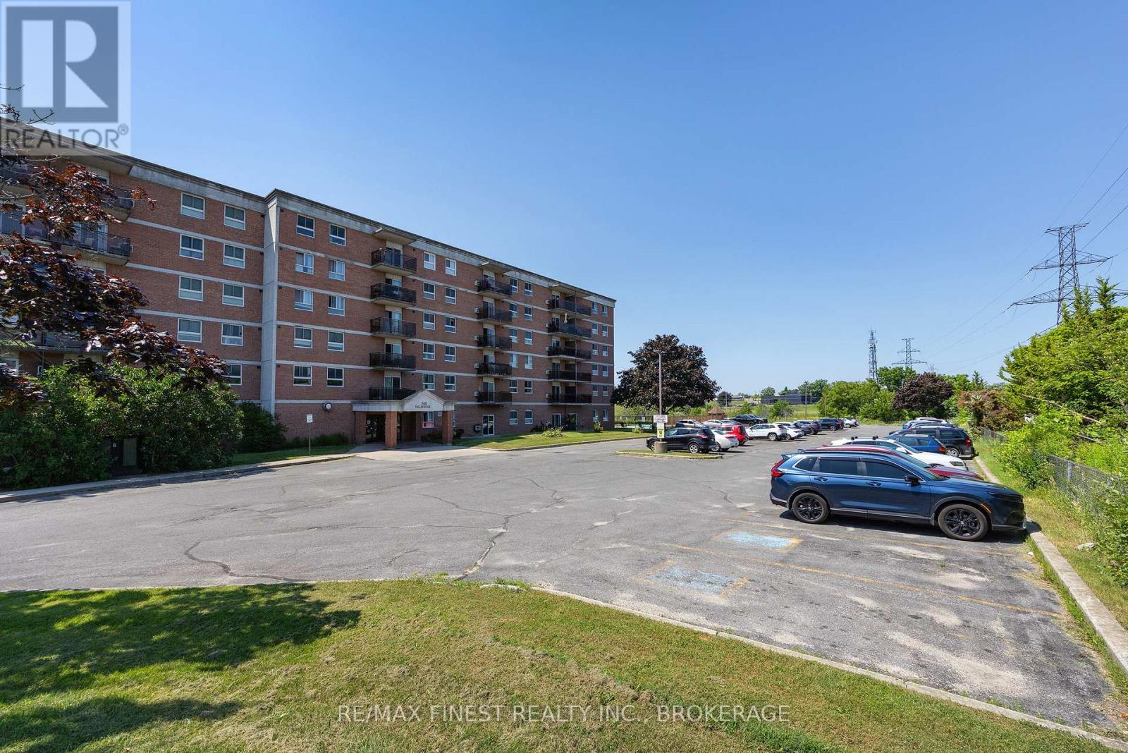 #101 745 DAVIS DRIVE - 3
