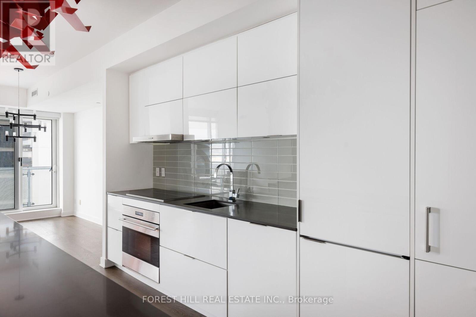 #6805 1 BLOOR STREET E - 22