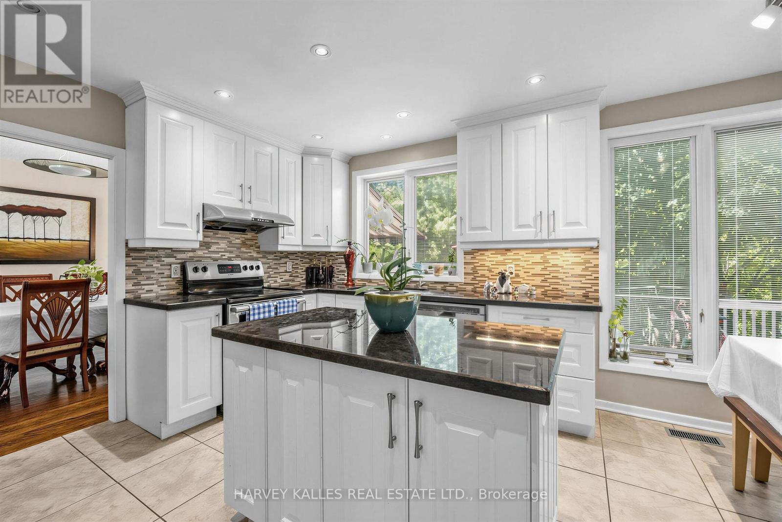 12 LONGHOPE PLACE - 11
