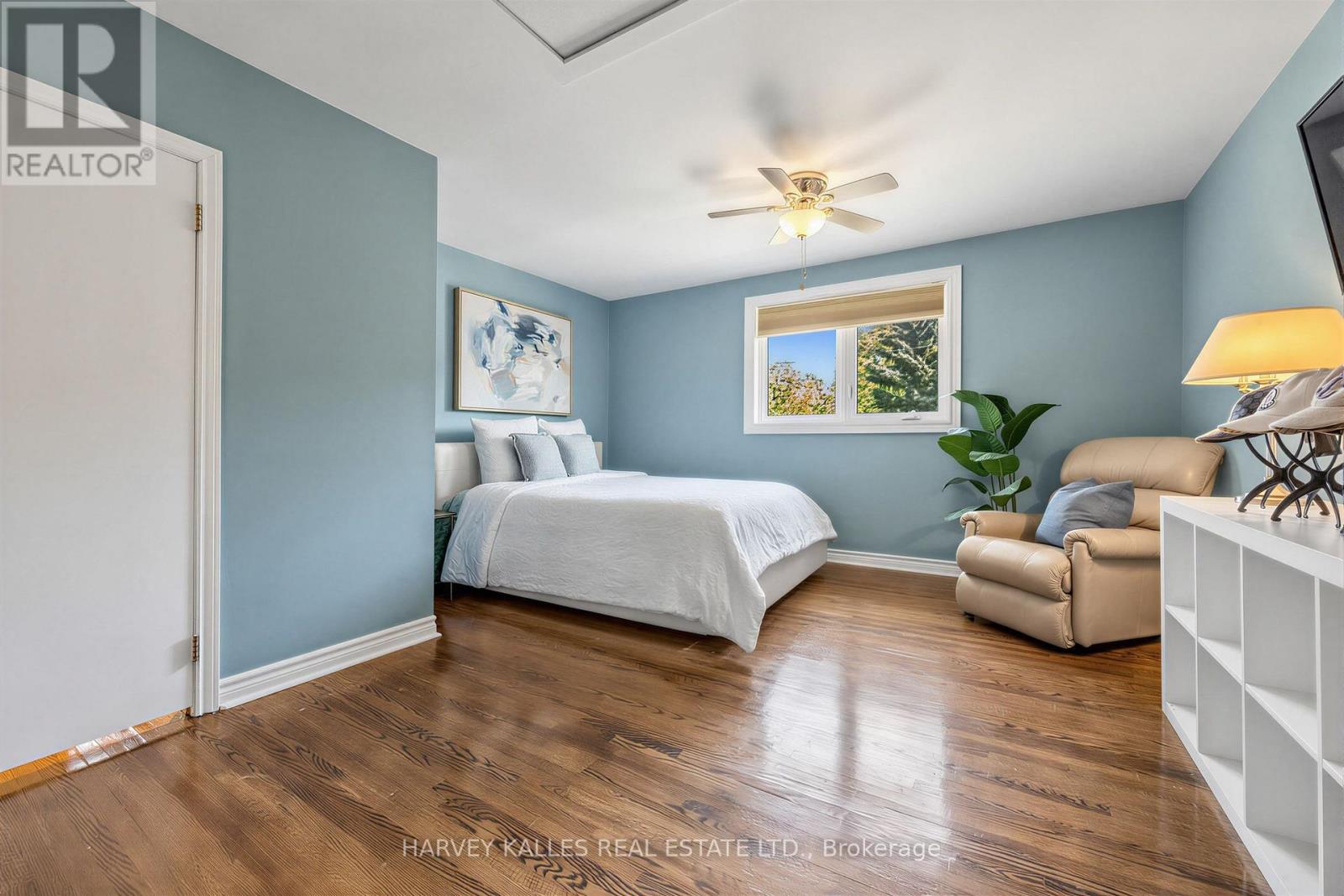 12 LONGHOPE PLACE - 22