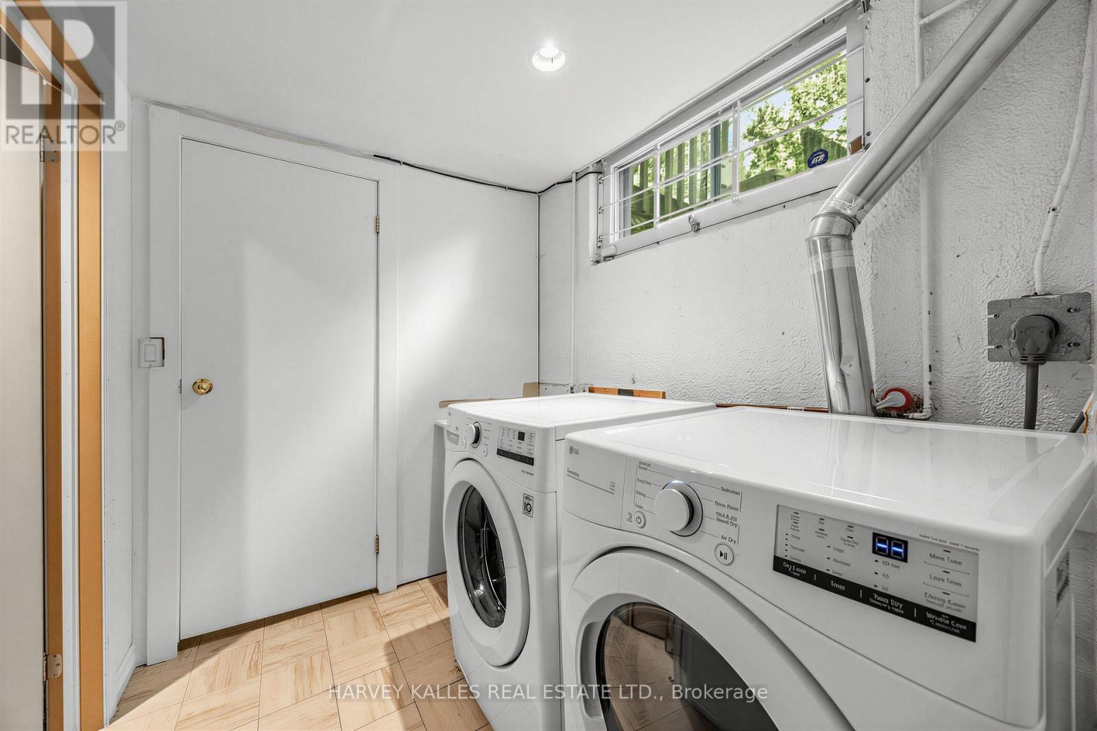 12 LONGHOPE PLACE - 25