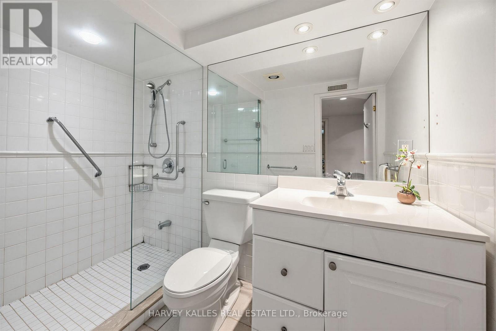12 LONGHOPE PLACE - 27