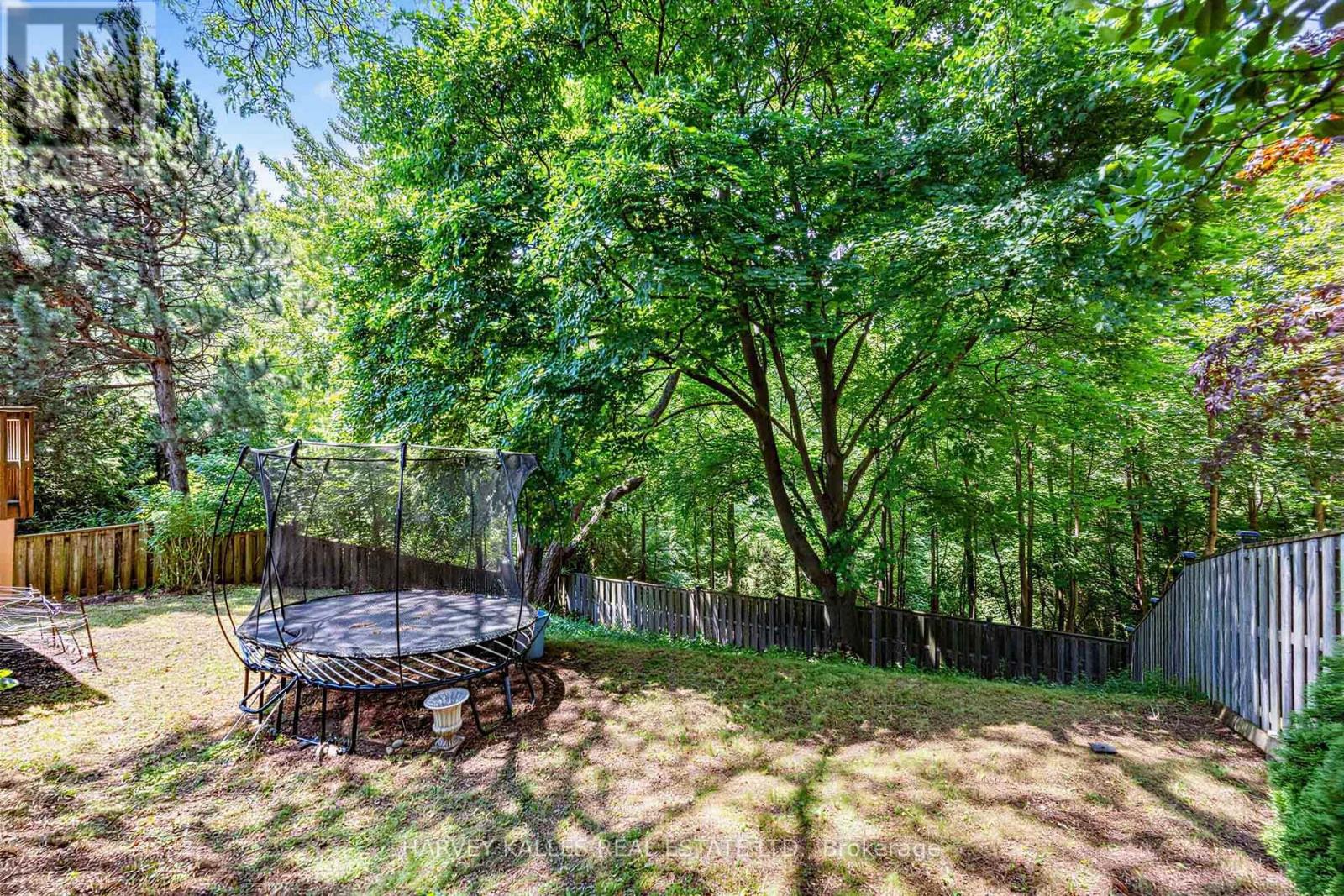 12 LONGHOPE PLACE - 28