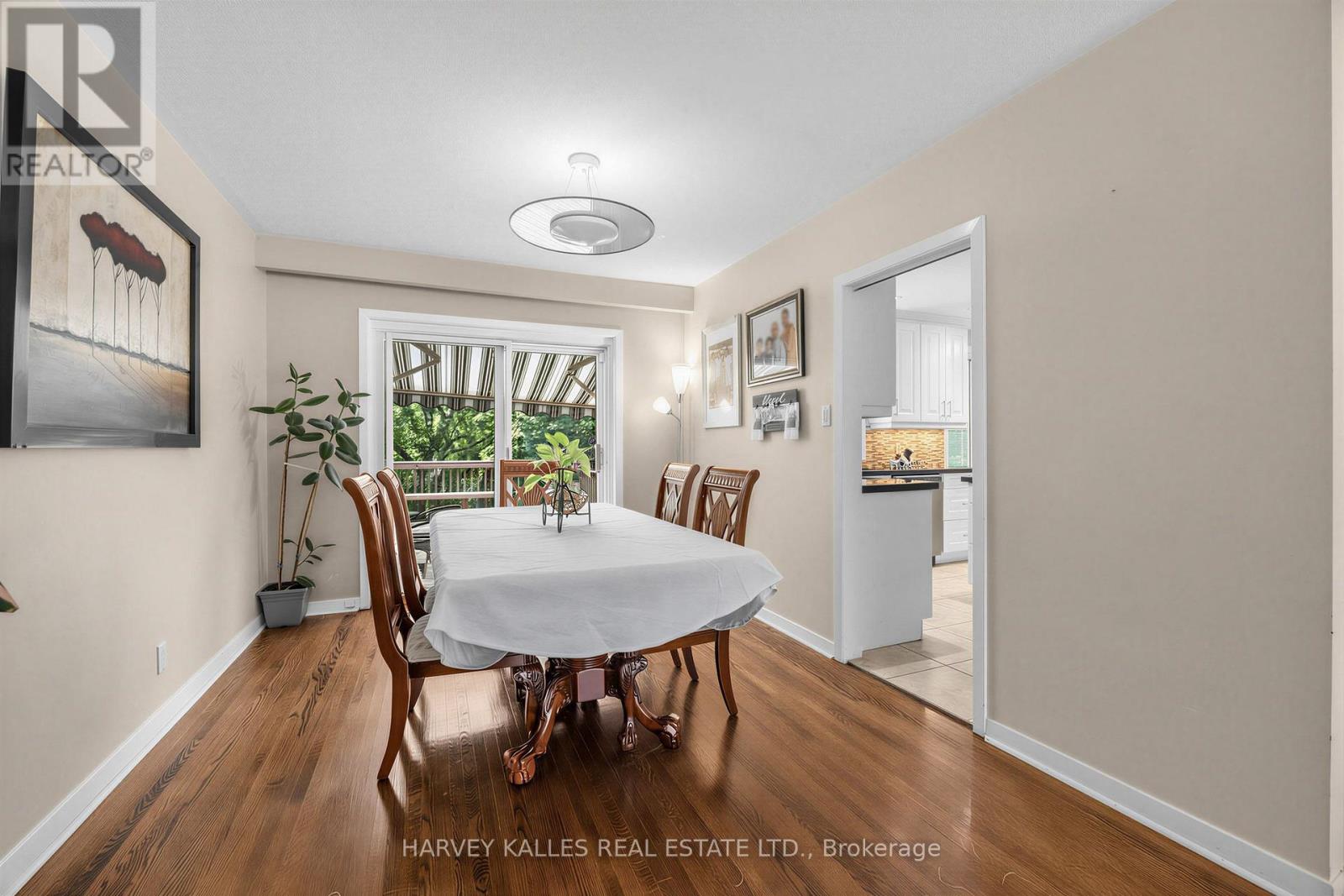 12 LONGHOPE PLACE - 6