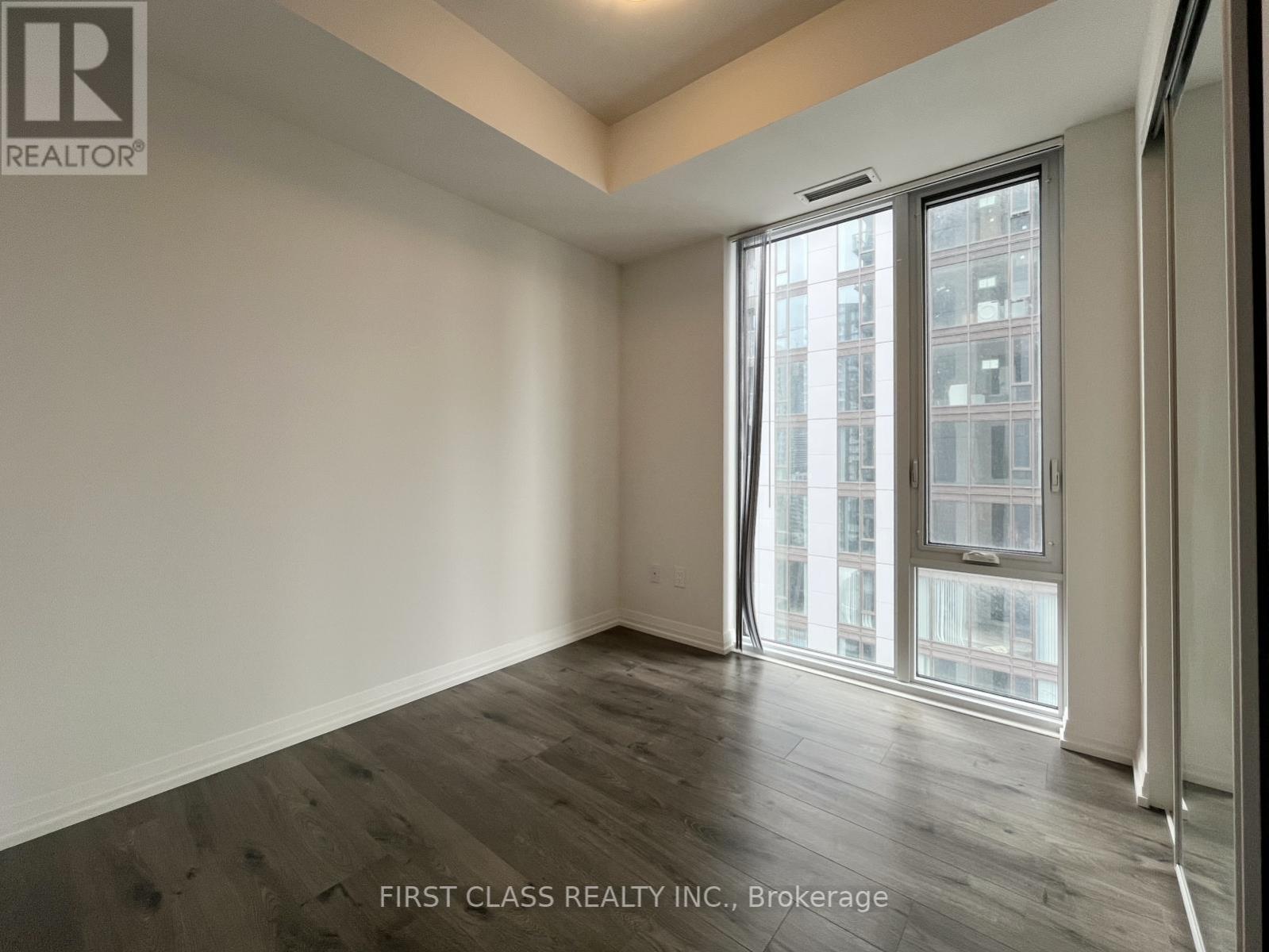 #3905 8 WIDMER STREET - Image 8