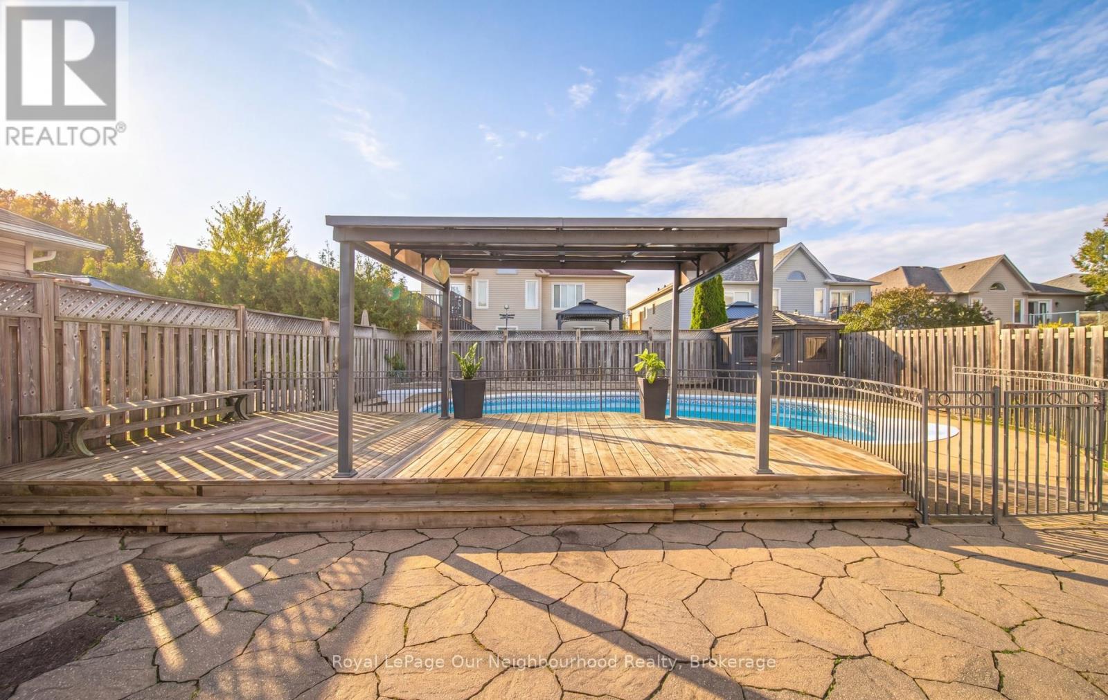 28 JARVIS DRIVE - 23