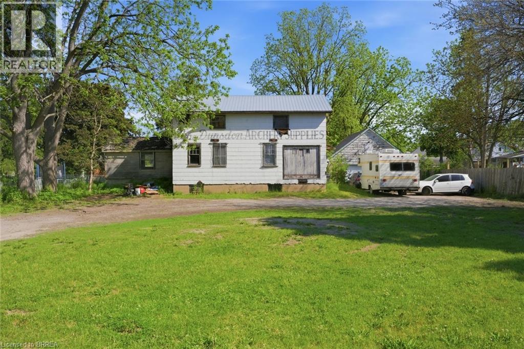 816 COLBORNE Street E - 42