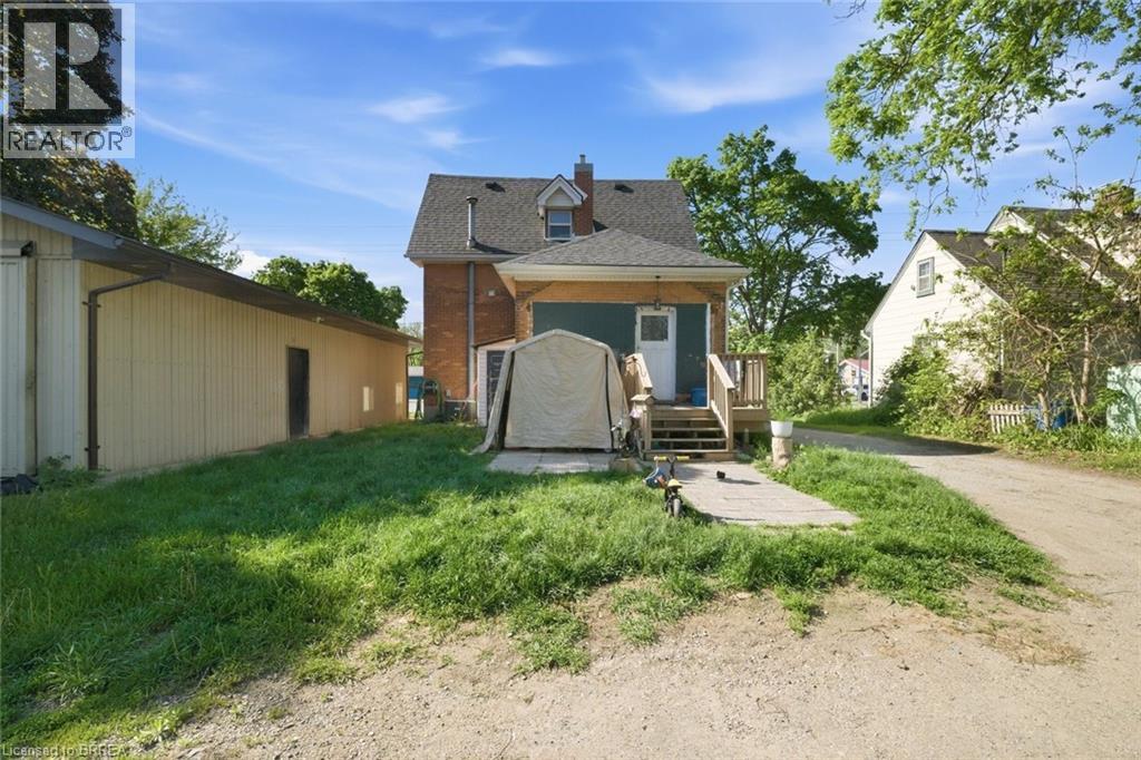 816 COLBORNE Street E - 34