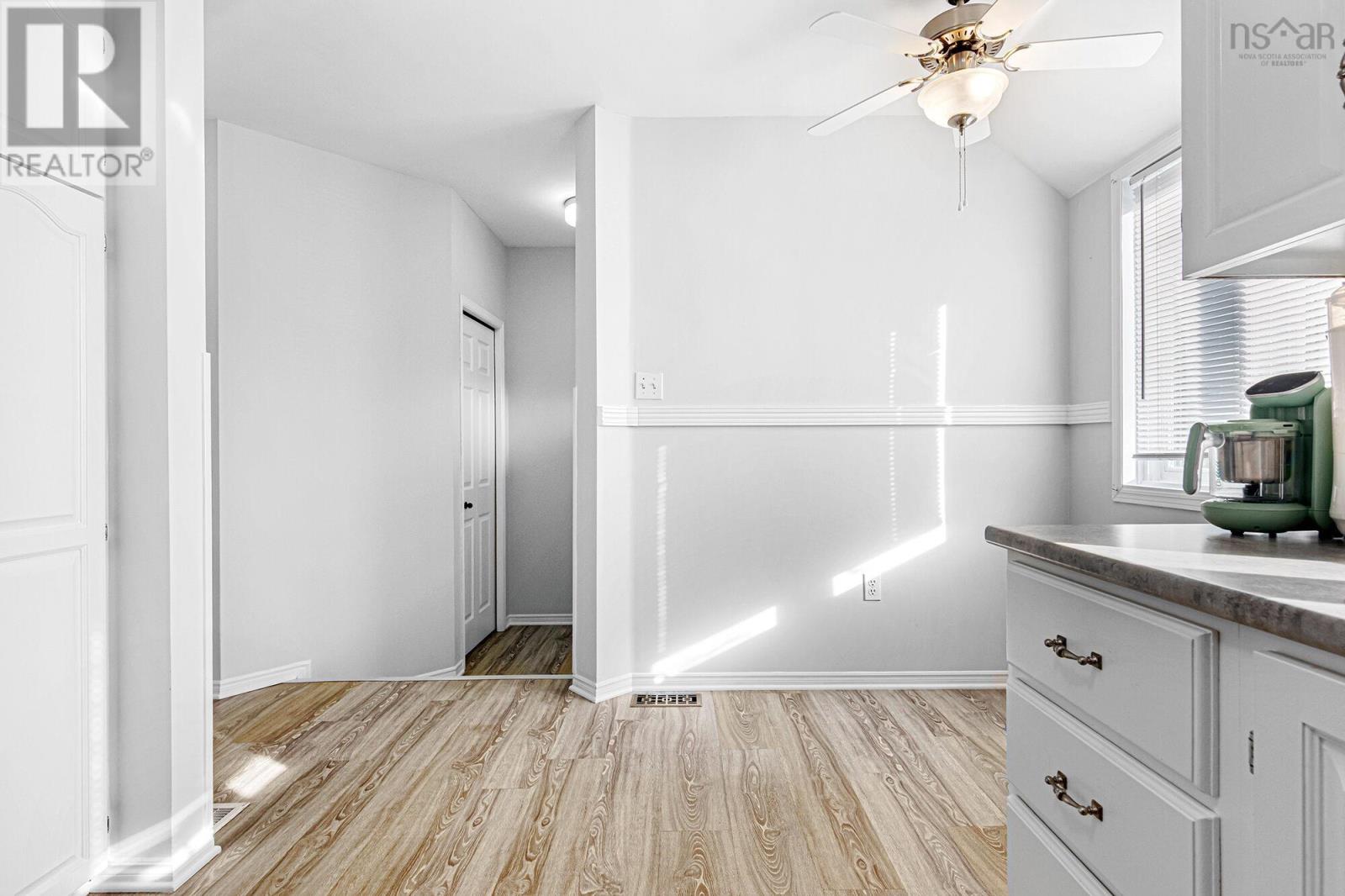 154 Brentwood Avenue - 9
