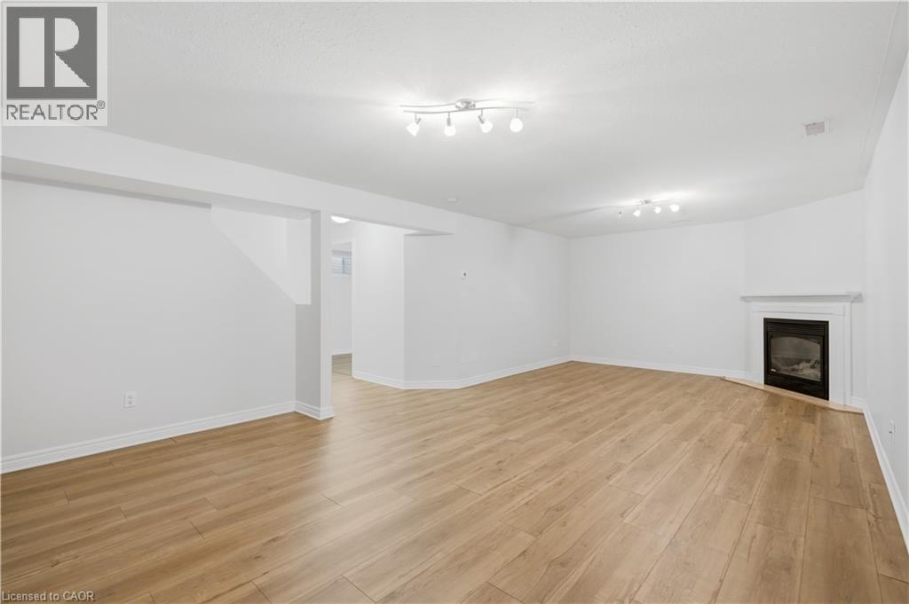 #25 385 PARK Road N - 19