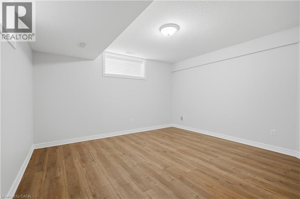 #25 385 PARK Road N - 21