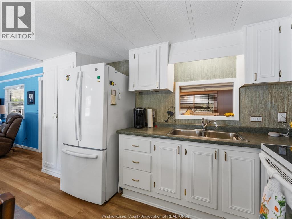 338 DREW DRIVE - 16