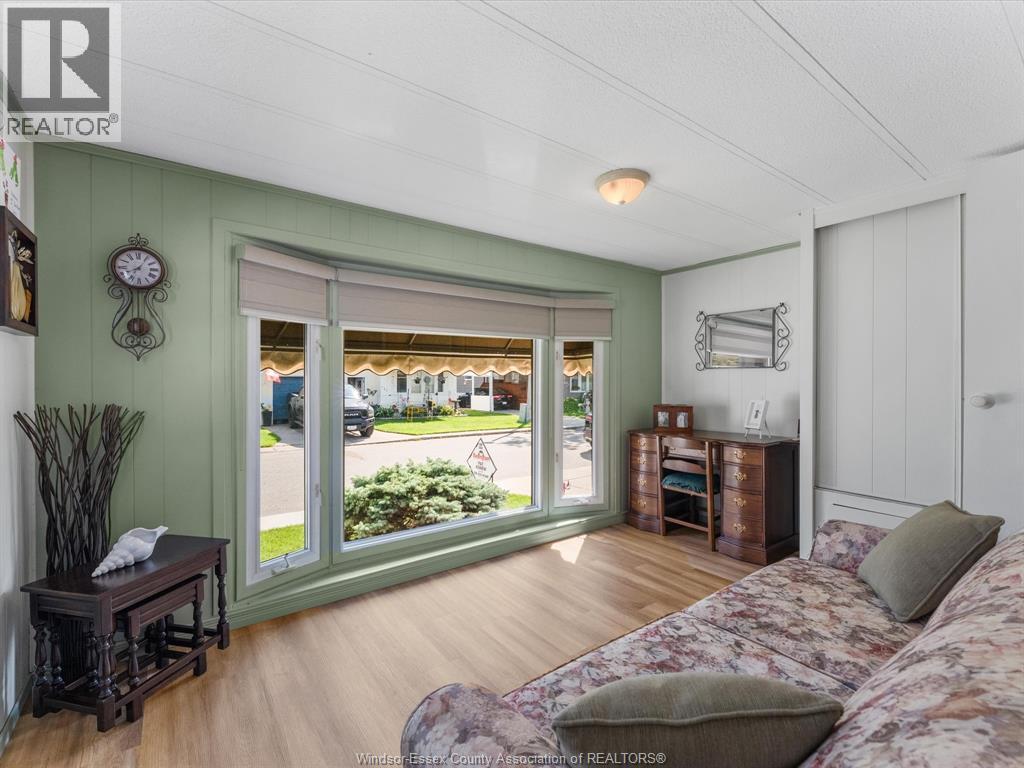 338 DREW DRIVE - 19