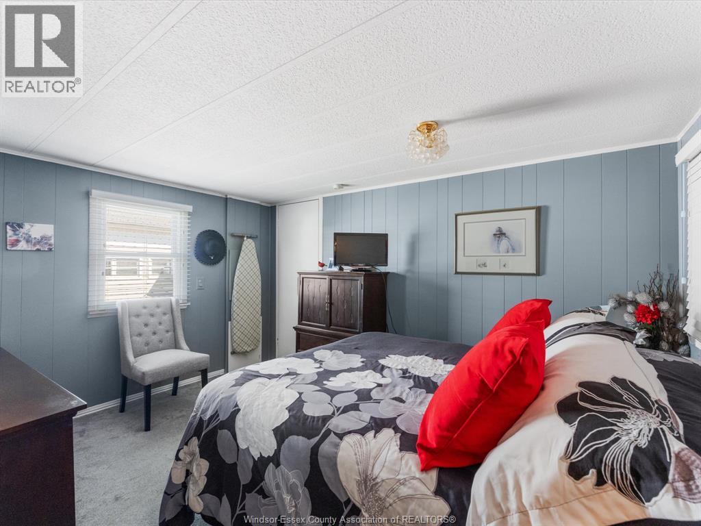 338 DREW DRIVE - 25
