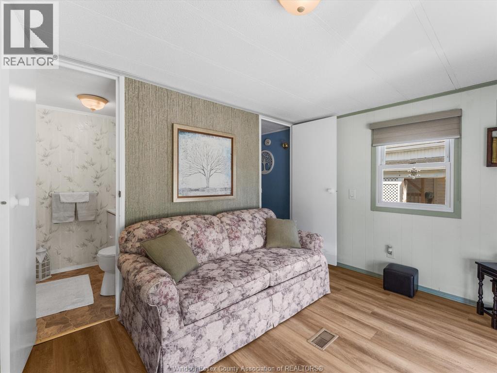 338 DREW DRIVE - 21
