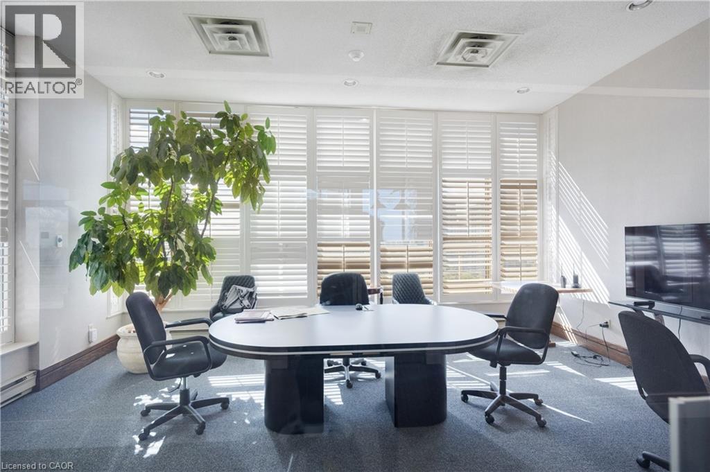 #2204 55 ELM Drive W - Image 32