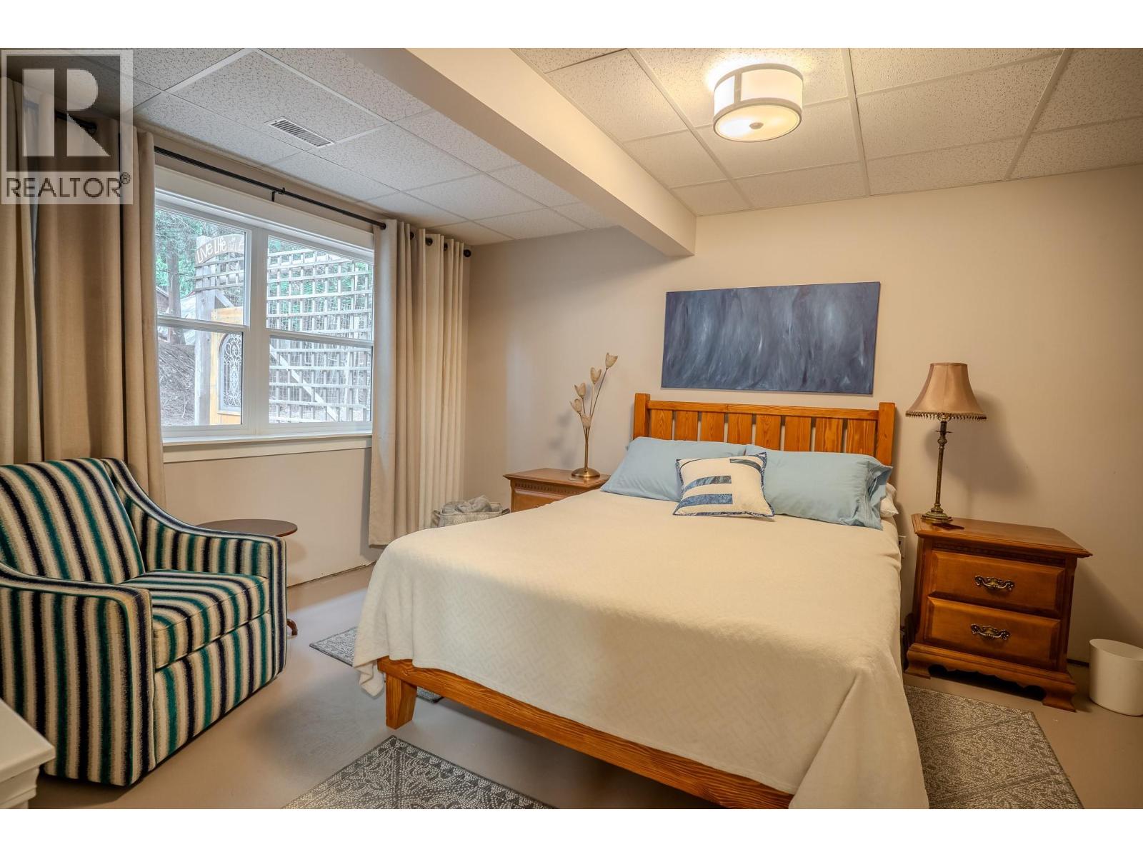 2399 HILLEN Crescent - 26
