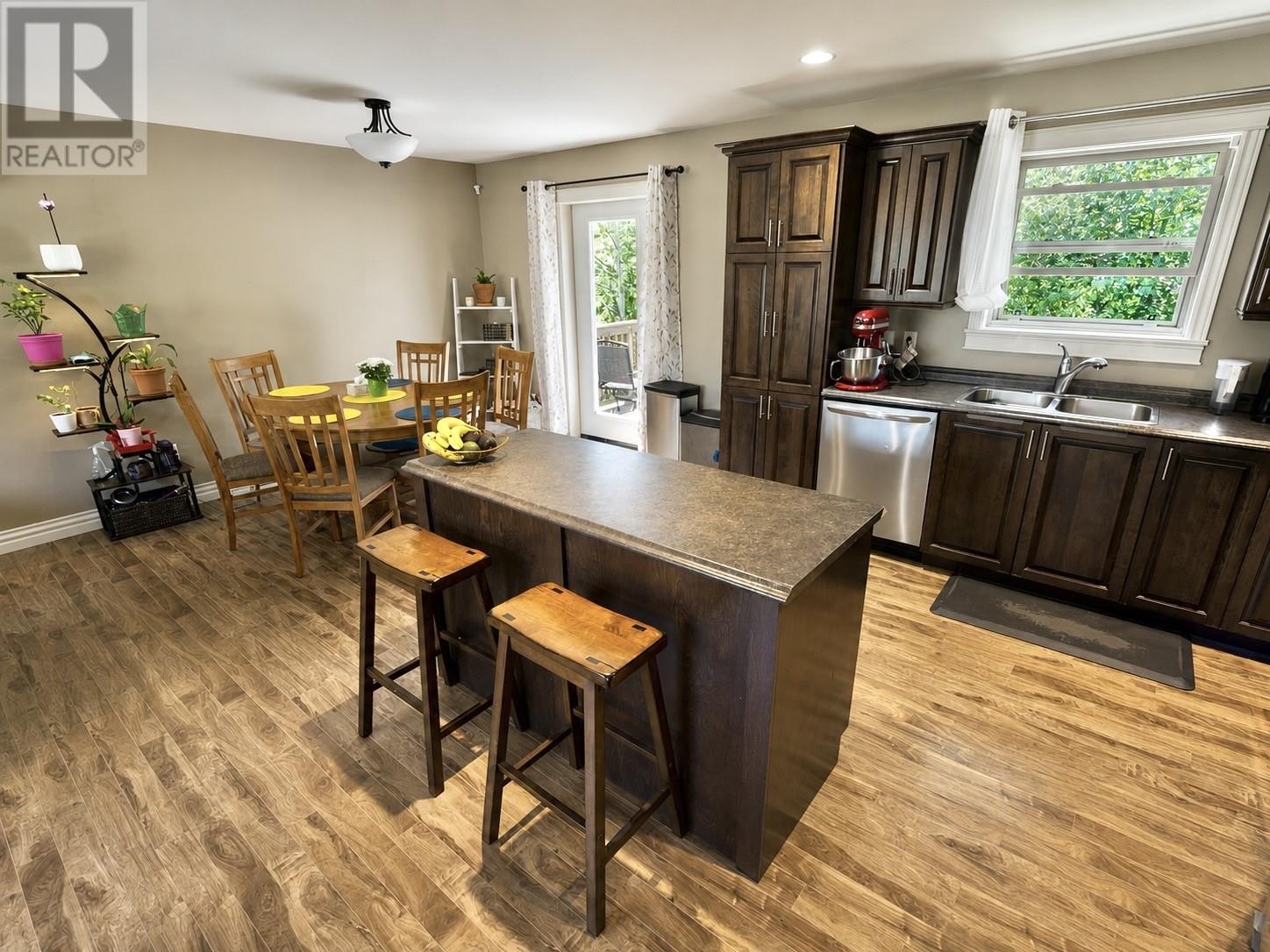 11 BARNES Road - 13