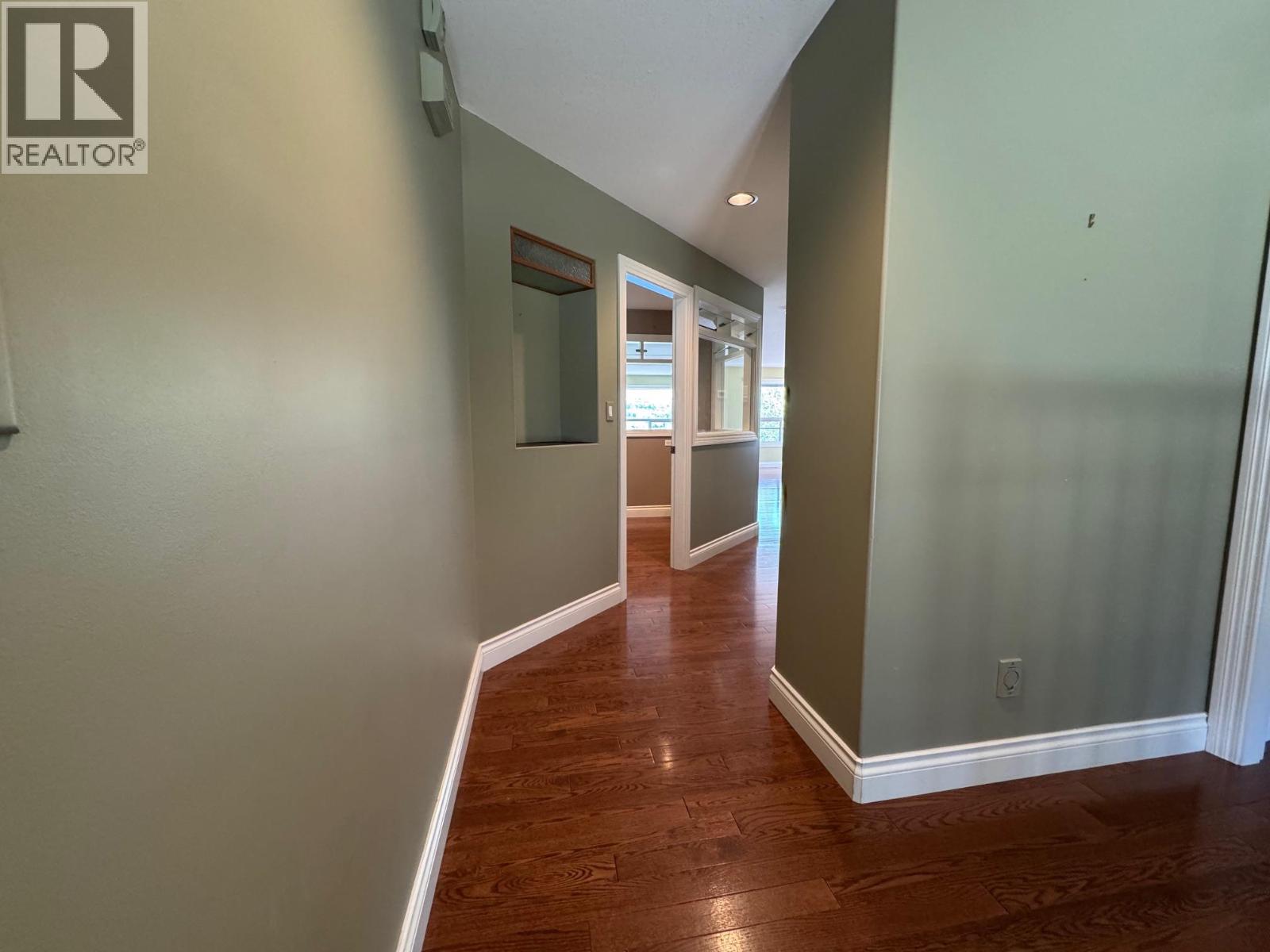 1491 Pine Crescent - Image 34