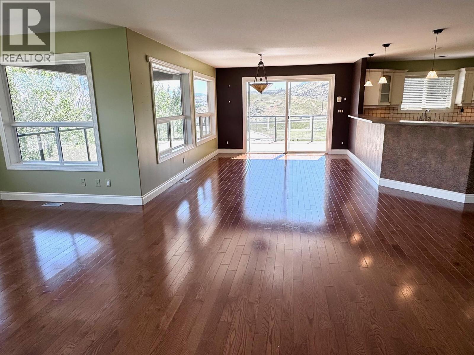 1491 Pine Crescent - Image 40