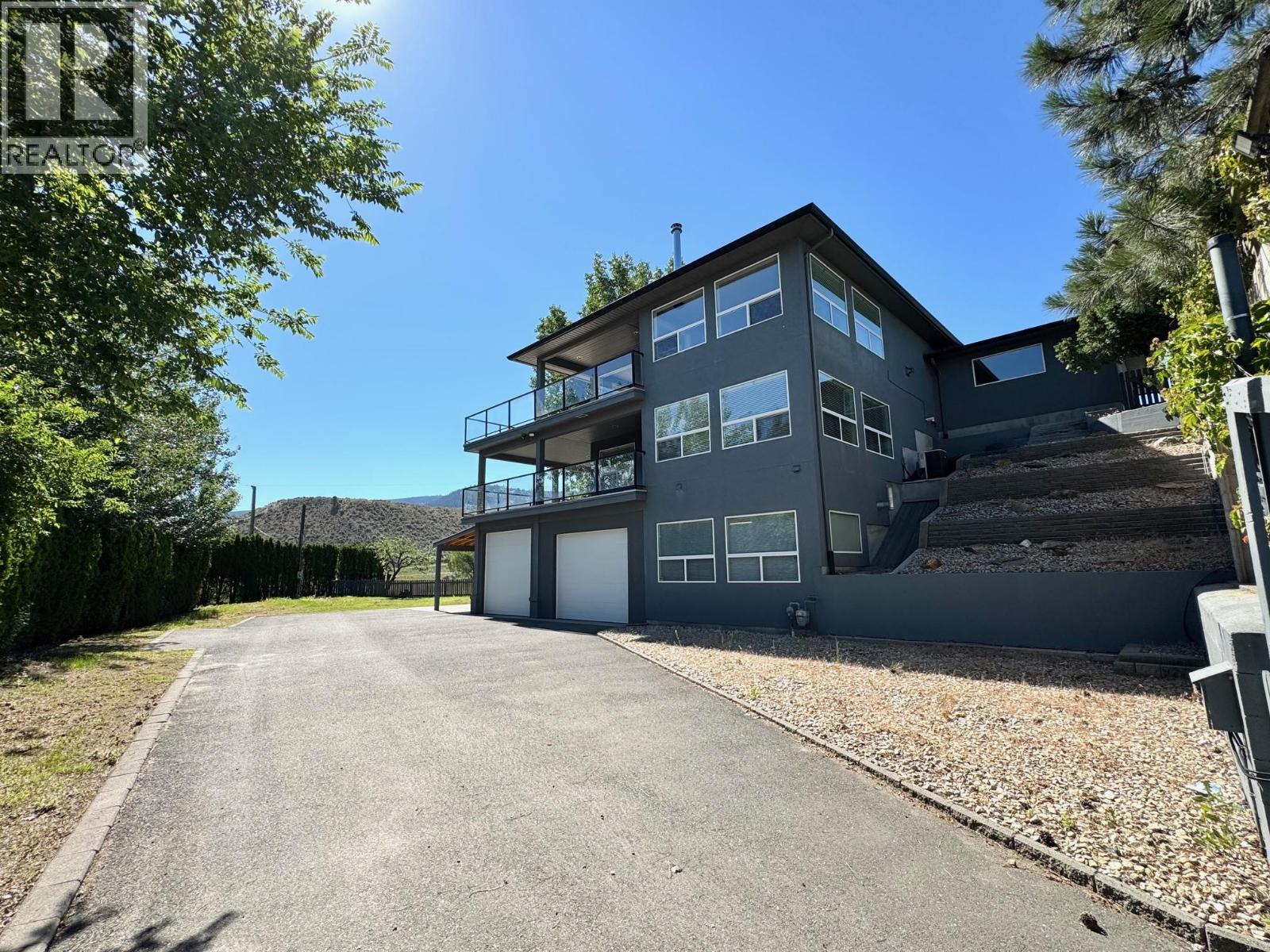 1491 Pine Crescent - Image 13