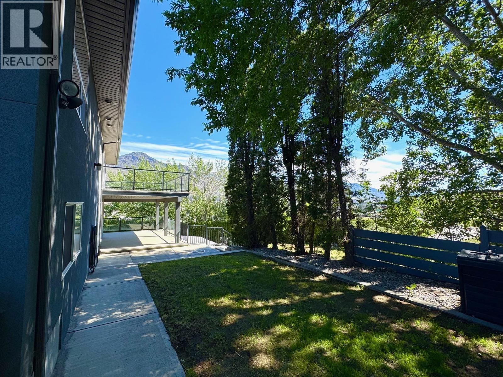 1491 Pine Crescent - Image 4