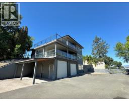 Primary Bedroom - 1491 Pine Crescent, Kamloops, BC V2C2Z4 Photo 11