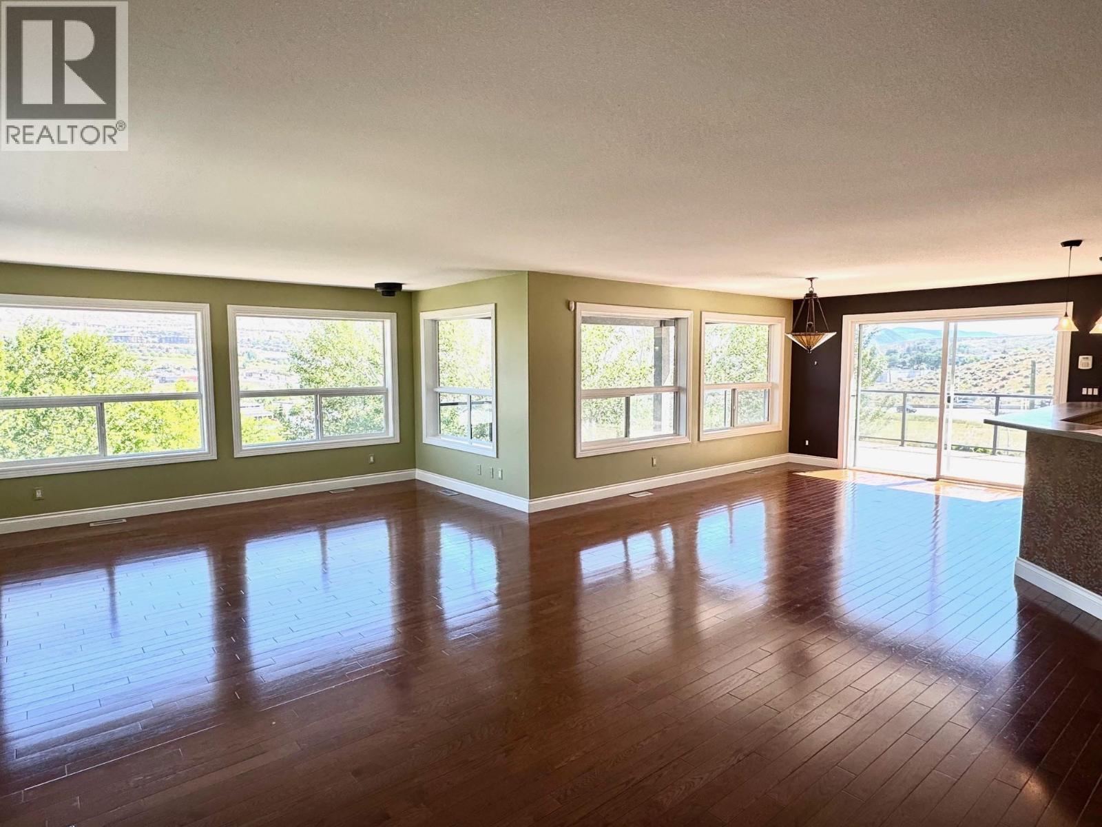 1491 Pine Crescent - Image 43