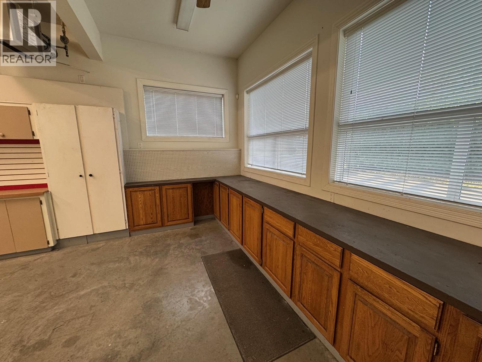 1491 Pine Crescent - Image 63