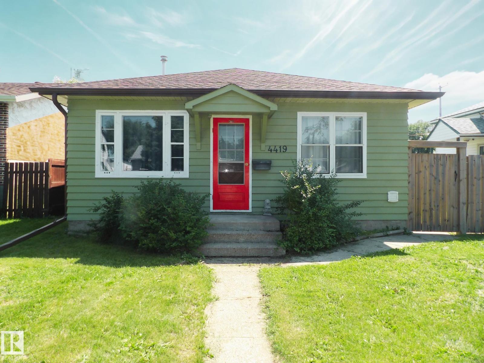 4419 114th AV NW - 28