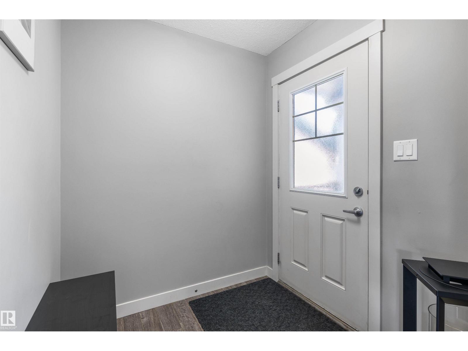 1651 HAMMOND CR NW - 4