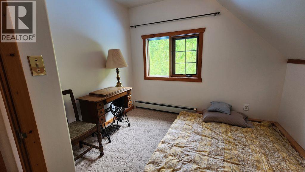 8470 Red Mountain Road - 23
