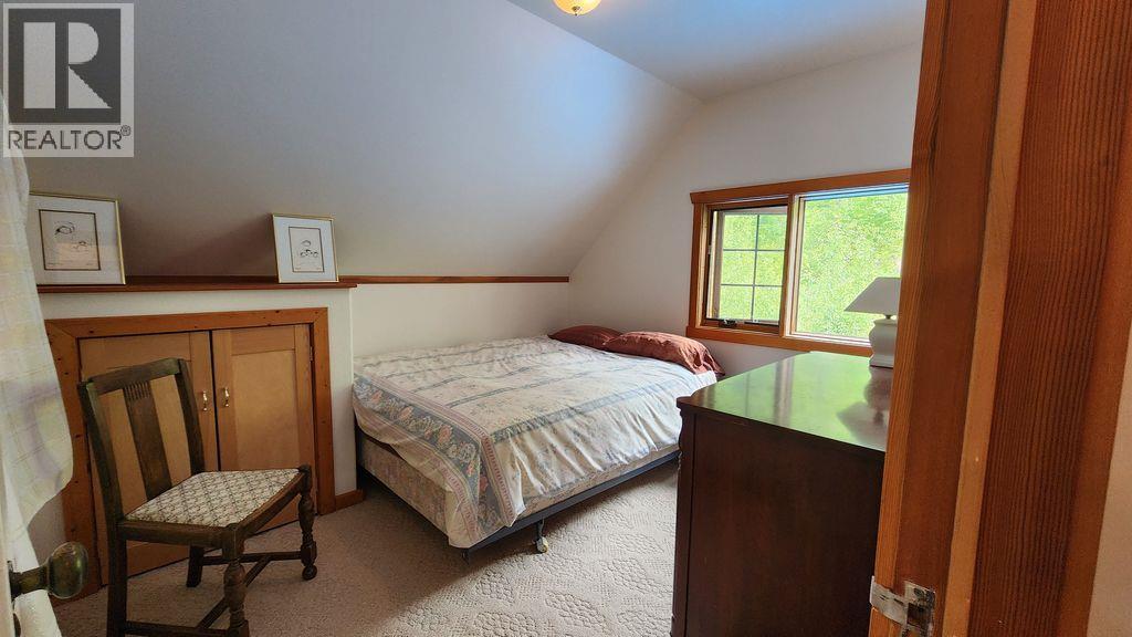 8470 Red Mountain Road - 22