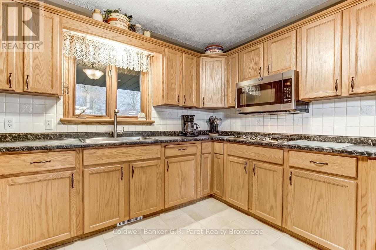 990 NORFOLK COUNTY ROAD 21 ROAD - 12