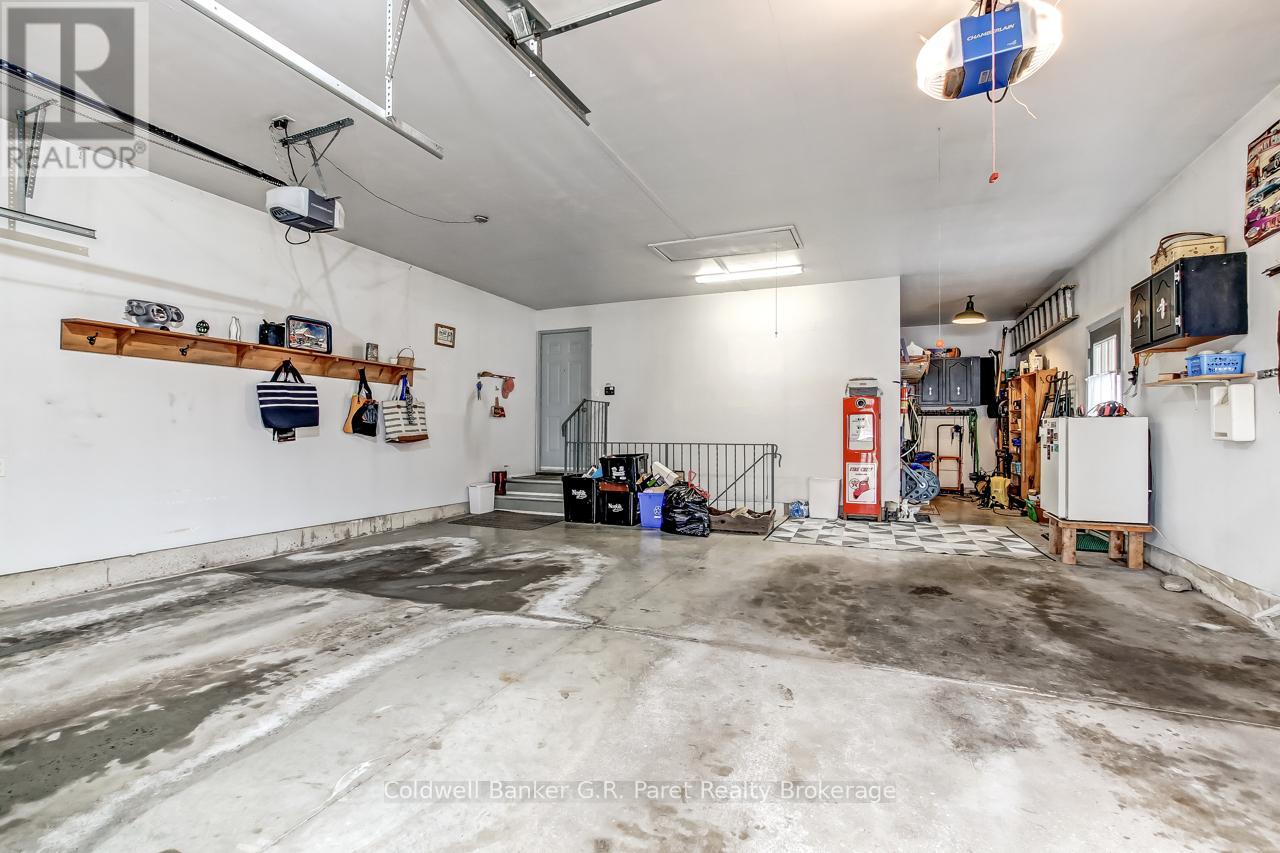 990 NORFOLK COUNTY ROAD 21 ROAD - 25