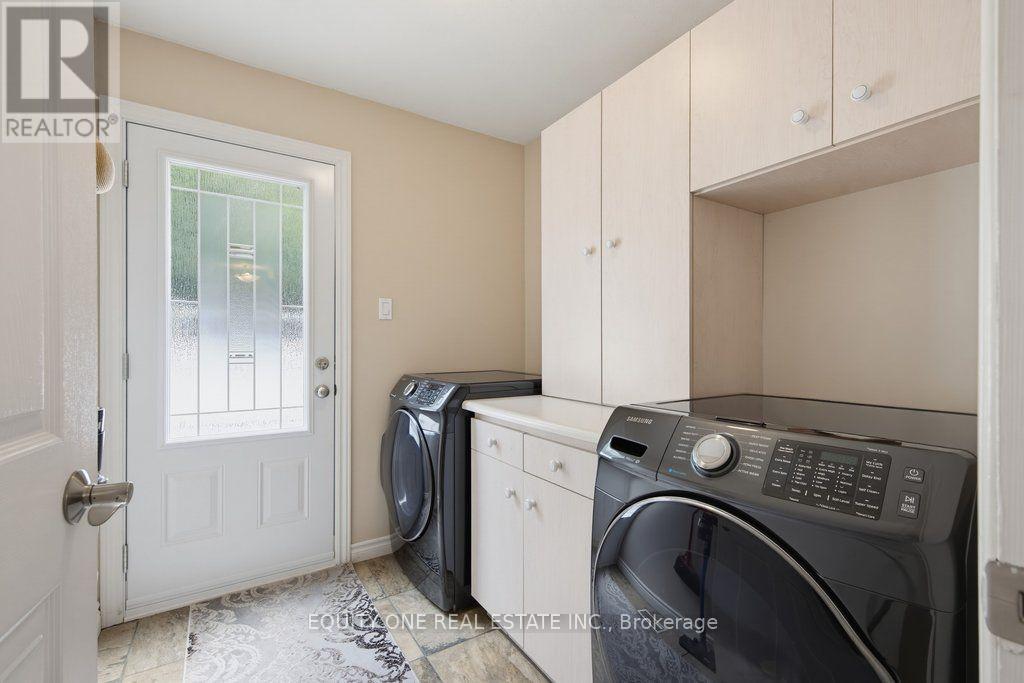 1315 PRESTONE DRIVE, Ottawa. Luxury613. By Peter Sagos - Image 14