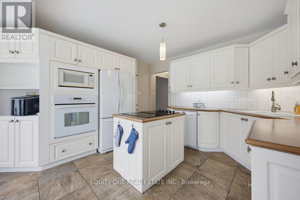 1315 PRESTONE DRIVE, Ottawa. Luxury613. By Peter Sagos - Image 19