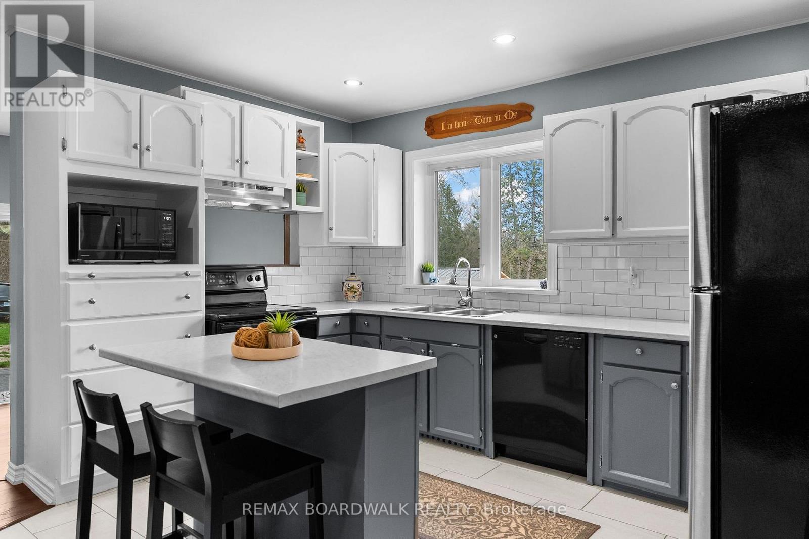640 RAMSAY CONCESSION 4A CONCESSION - 7