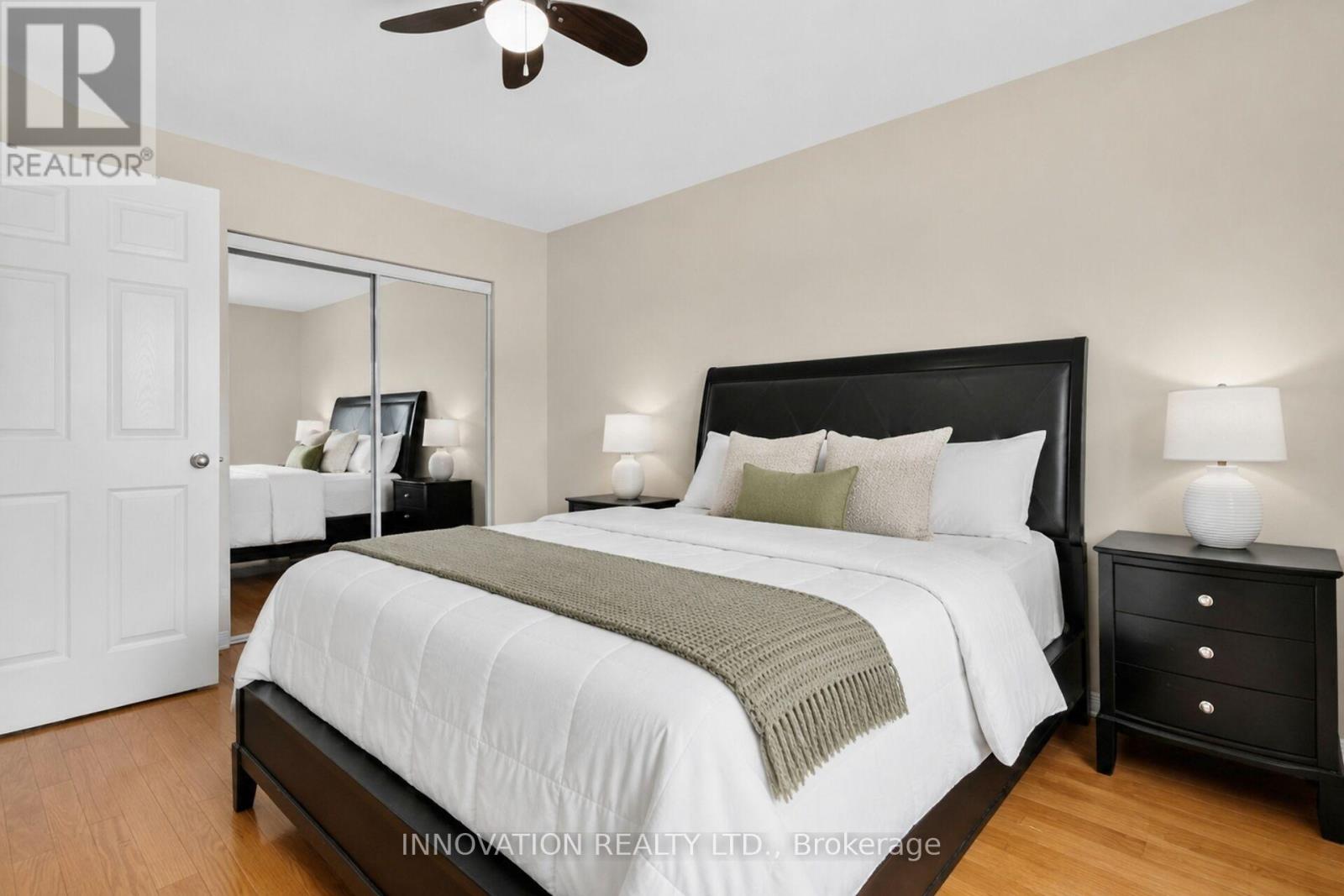 #408 2923 LAURIER STREET - 16