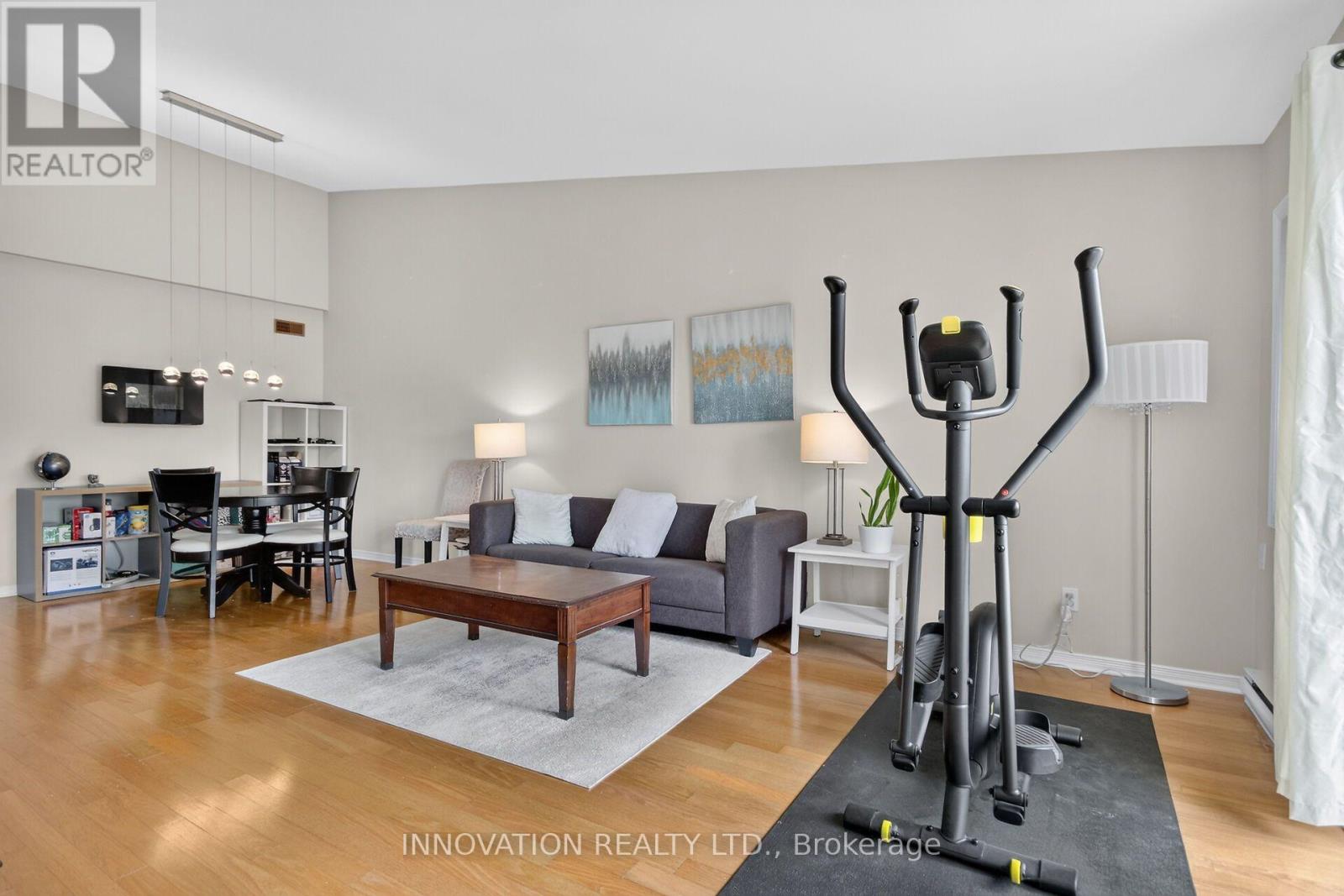 #408 2923 LAURIER STREET - Image 9