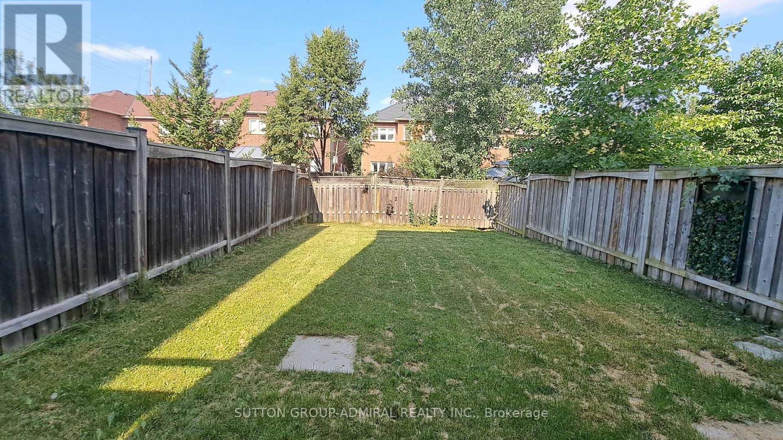 41 BIG HILL CRESCENT - 42