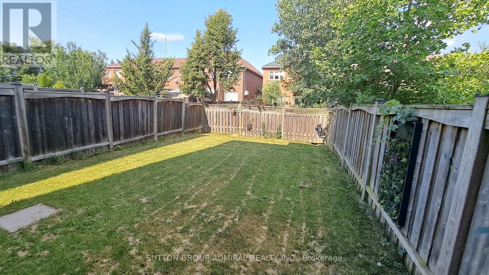 41 BIG HILL CRESCENT - 43