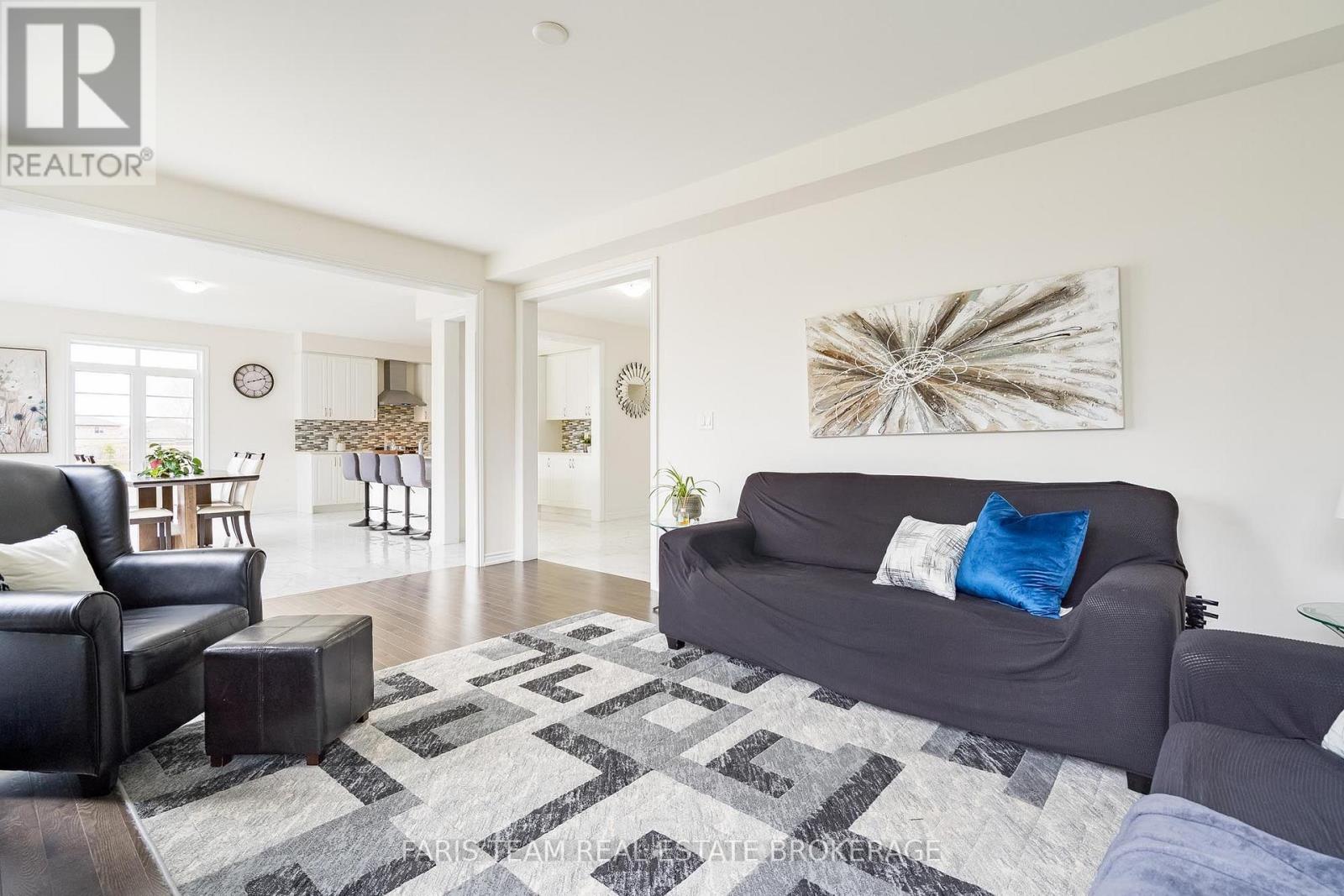 2263 LOZENBY STREET - 16