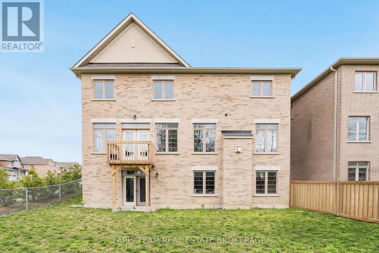 2263 LOZENBY STREET - 45
