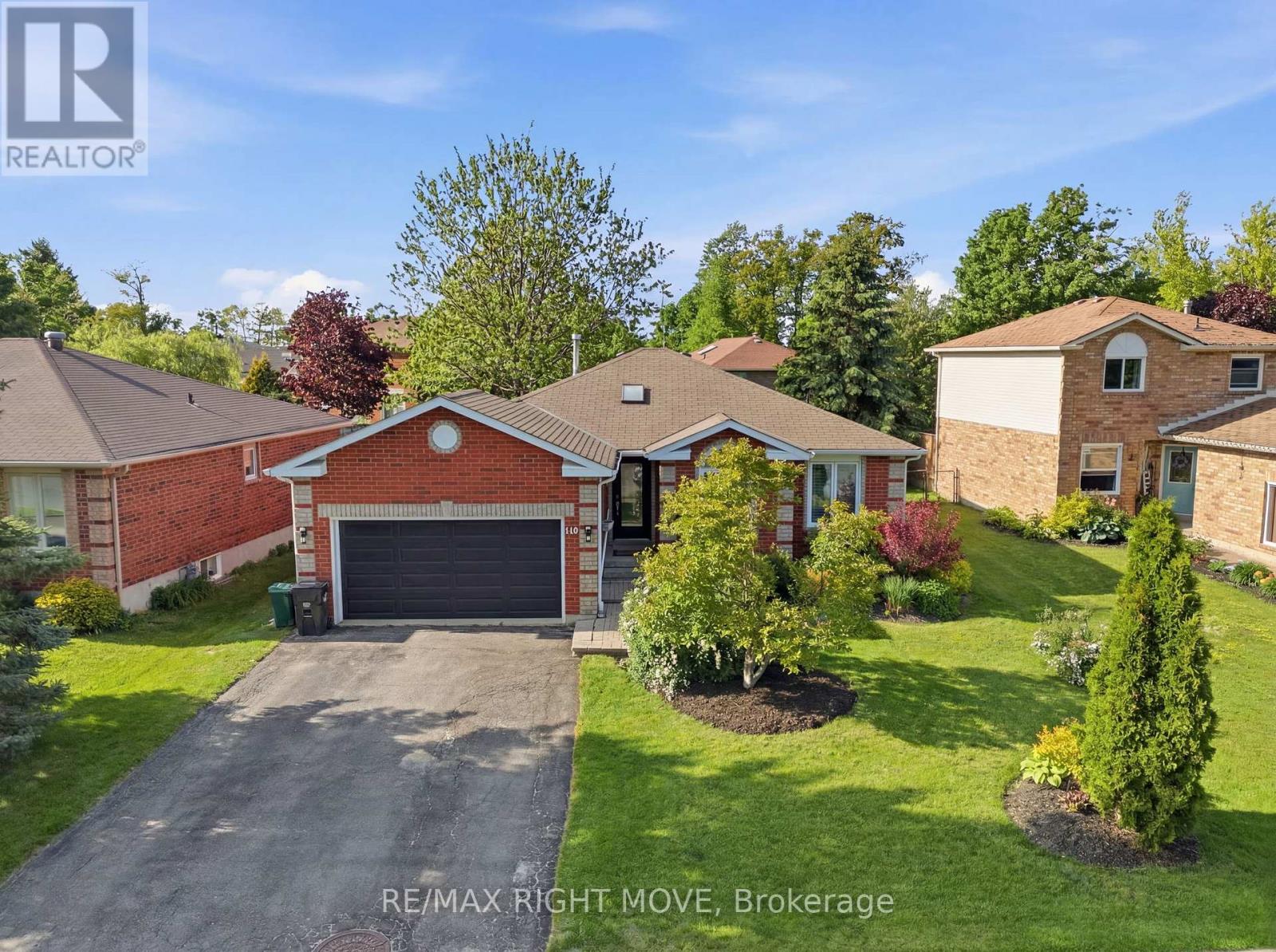 300 CUNDLES ROAD W - 1