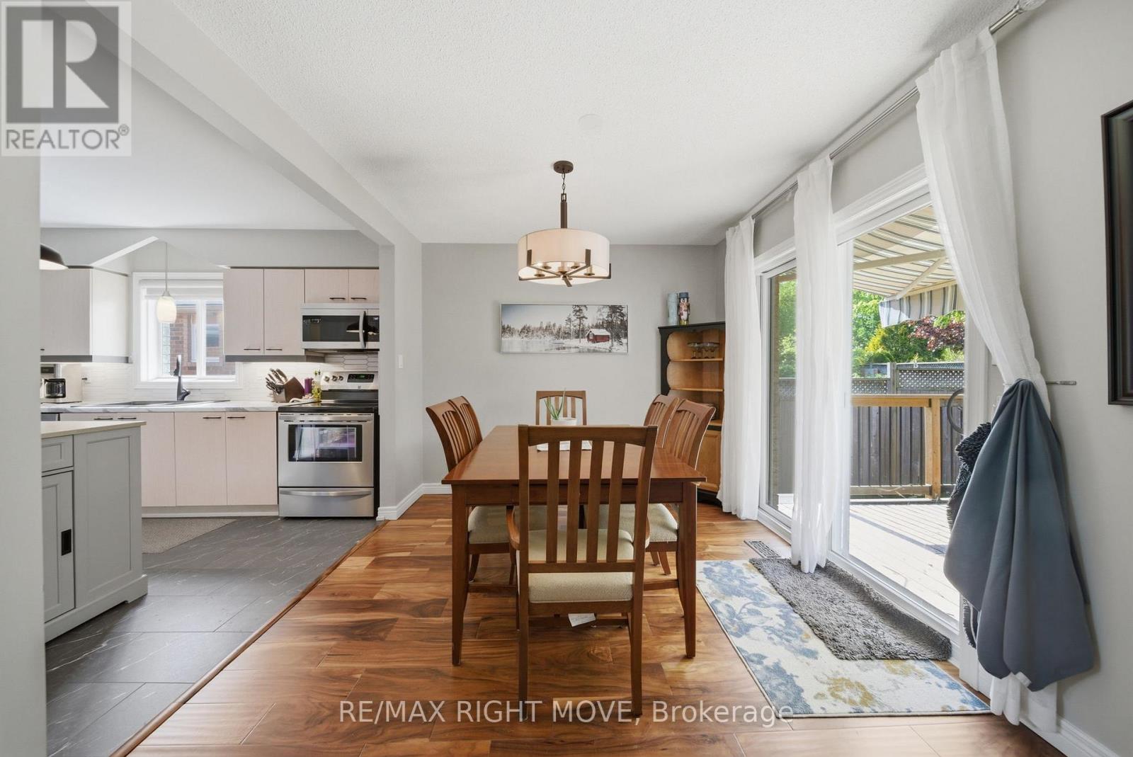 300 CUNDLES ROAD W - 12