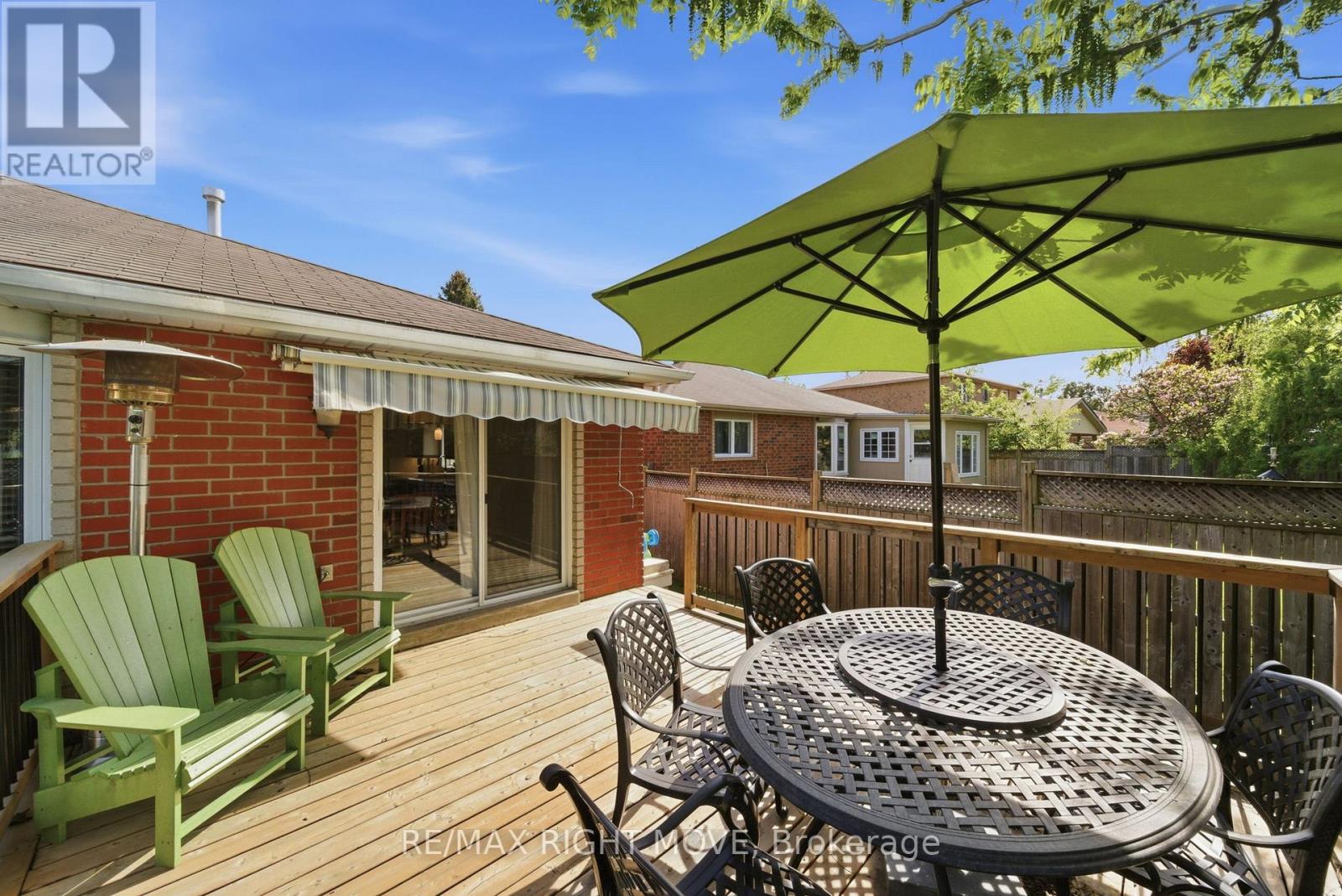 300 CUNDLES ROAD W - 38