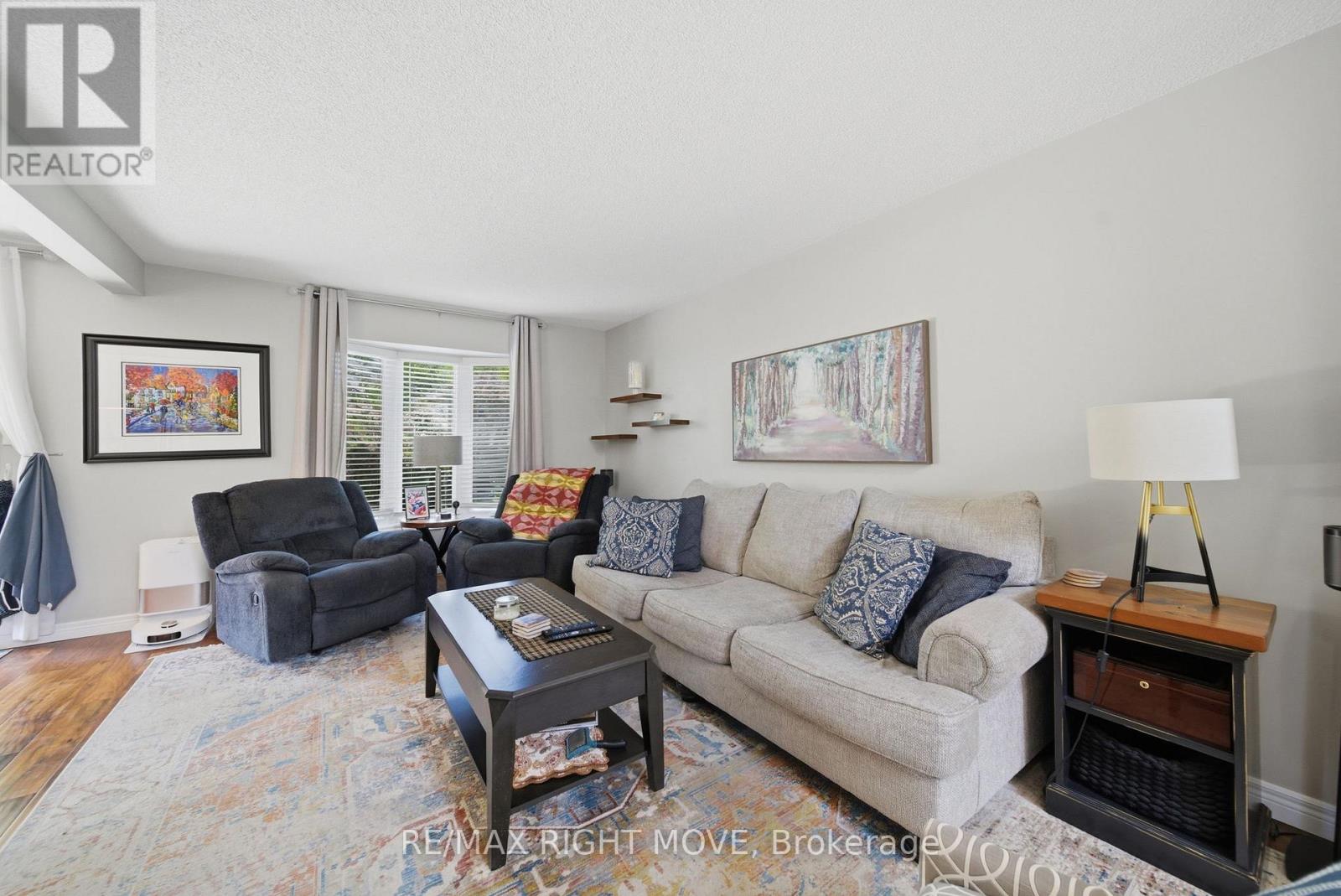 300 CUNDLES ROAD W - 4